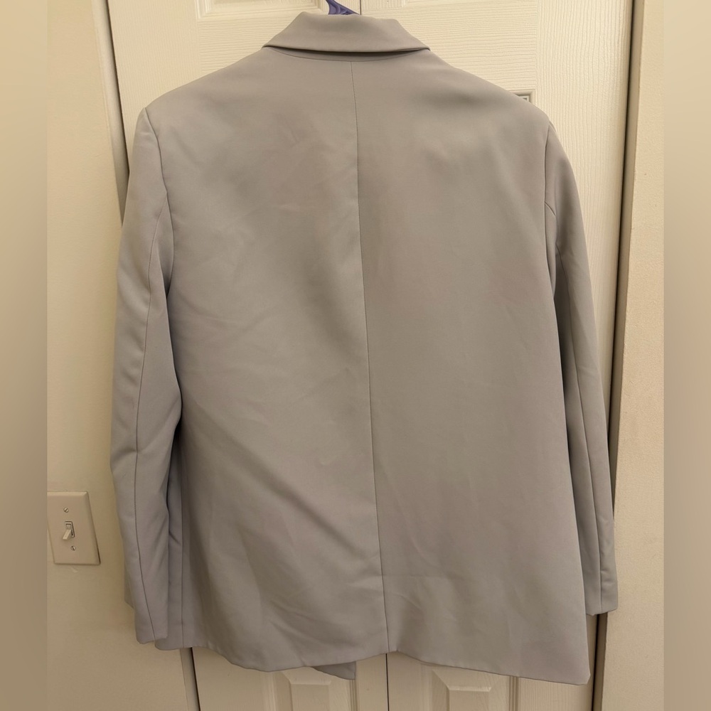 Light Gray Double-Breasted Blazer - image 3